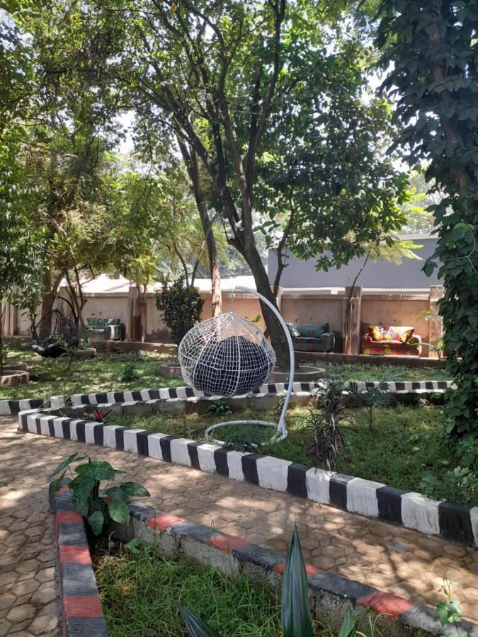 Ibrahim Garden Hostel Аруша Экстерьер фото