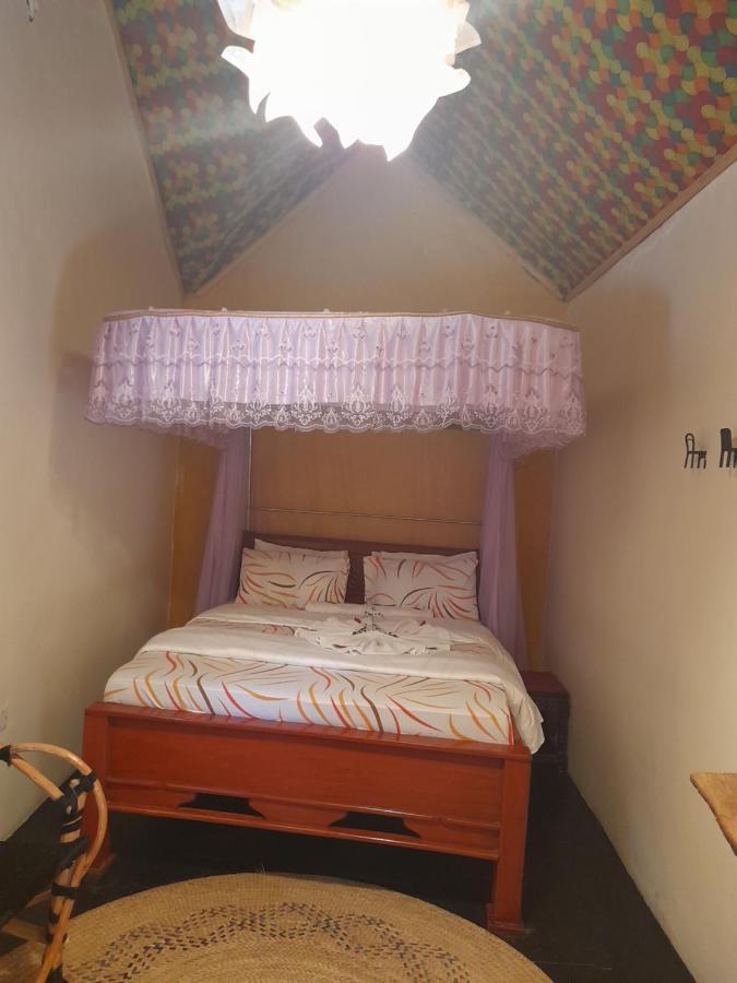 Ibrahim Garden Hostel Аруша Экстерьер фото